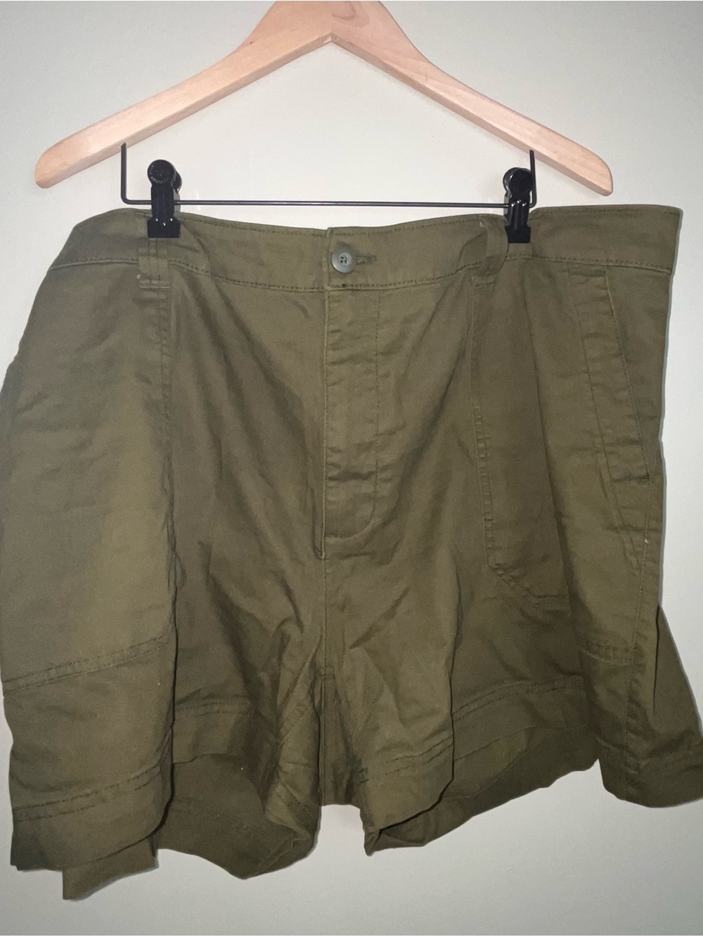 Old Navy Olive Green Cargo Shorts